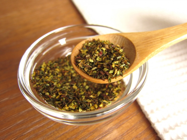 ルイボスティーはノンカフェインで体に優しいお茶です